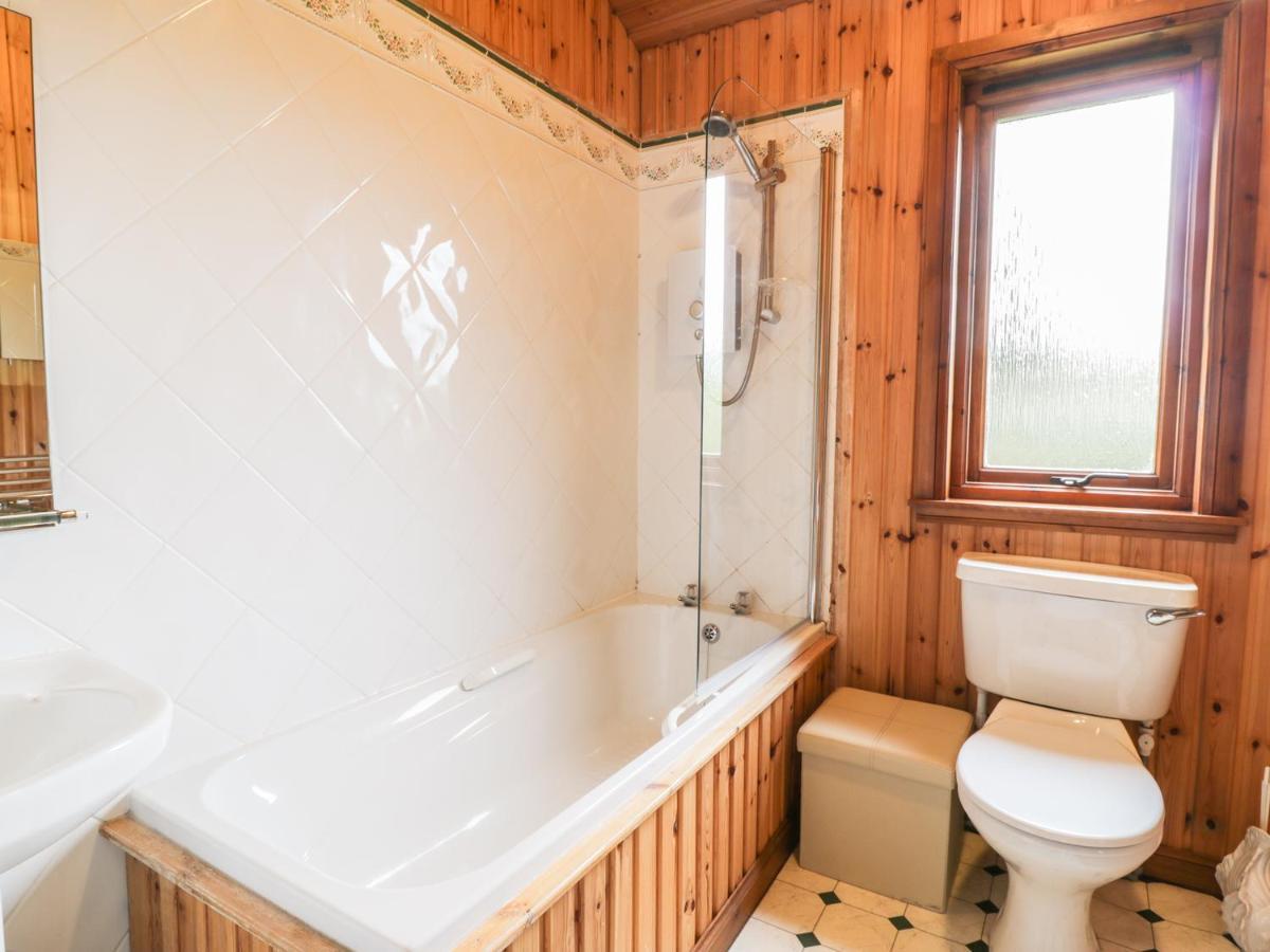 26 Dukes Meadow Villa Ellonby Exterior photo